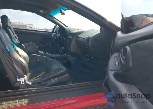 2G2FV22G4Y2164674: 43761000