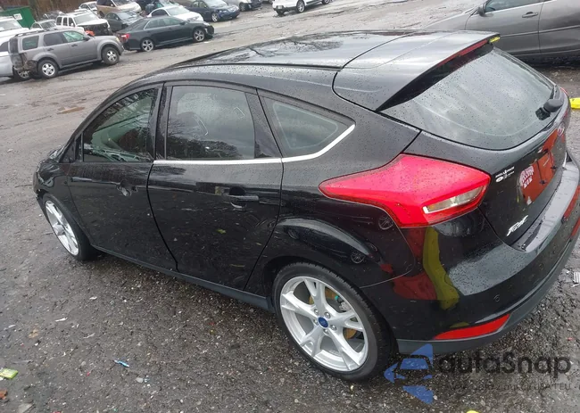 1FADP3N28GL327849: 43762013