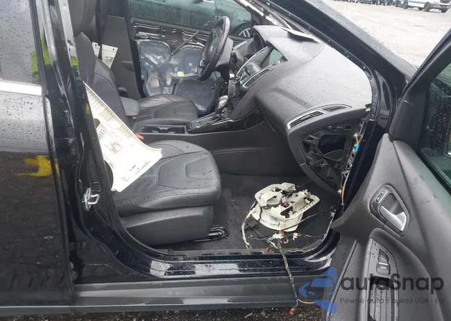 1FADP3N28GL327849: 43762013