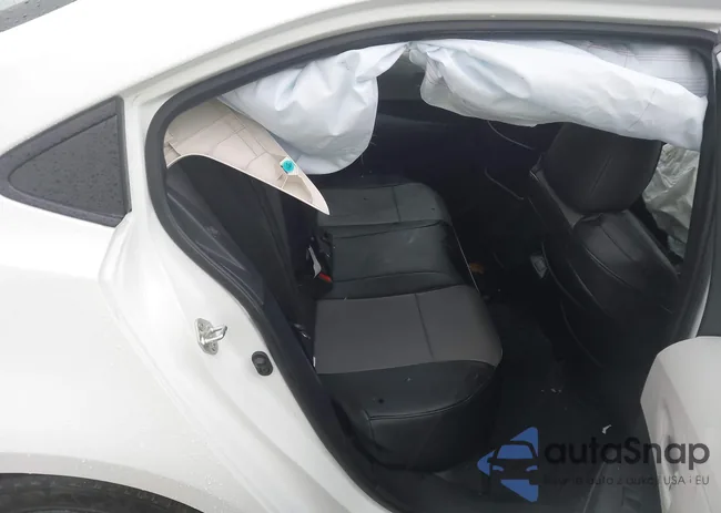 5YFB4MDE7RP107916: 43762222