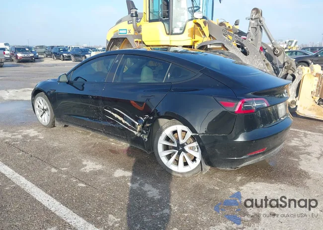 5YJ3E1EB5MF047451: 43762272