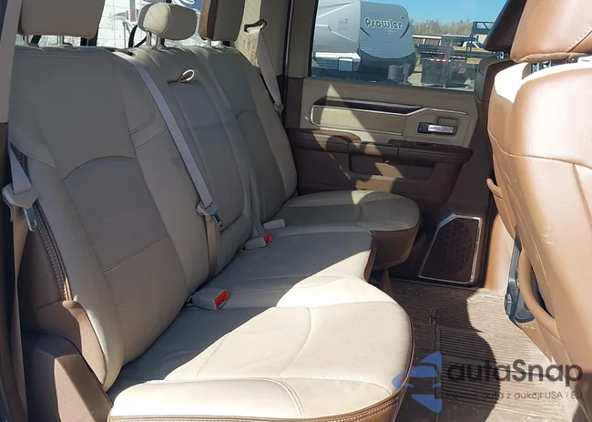 3C6UR5FL7NG126095: 43762405