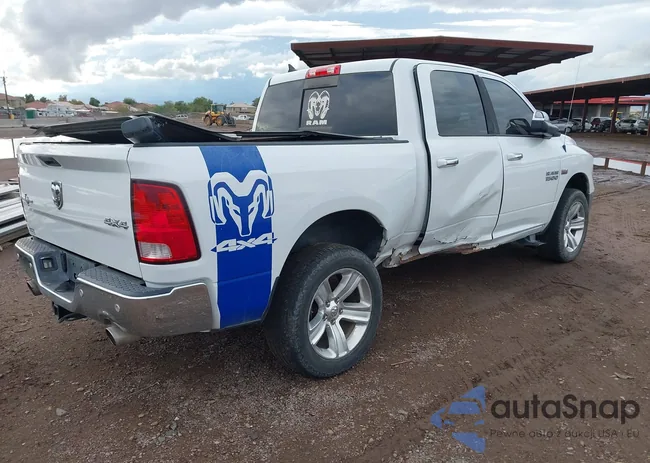 1C6RR7LT1FS749521: 43762447