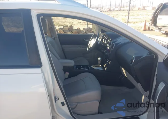 JN8AS58V09W433604: 43762488