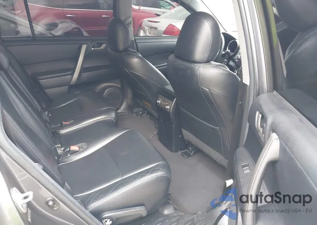 5TDBK3EH9CS132632: 43762550