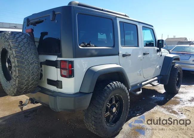 1C4BJWDG5HL684635: 43761607