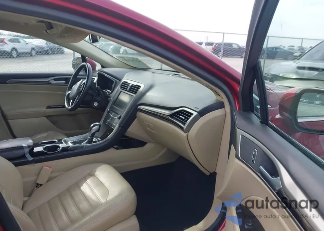 3FA6P0HD5ER146338: 43761623