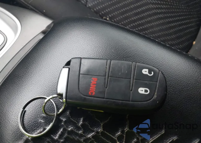 3C4PDCAB8HT676537: 43761883