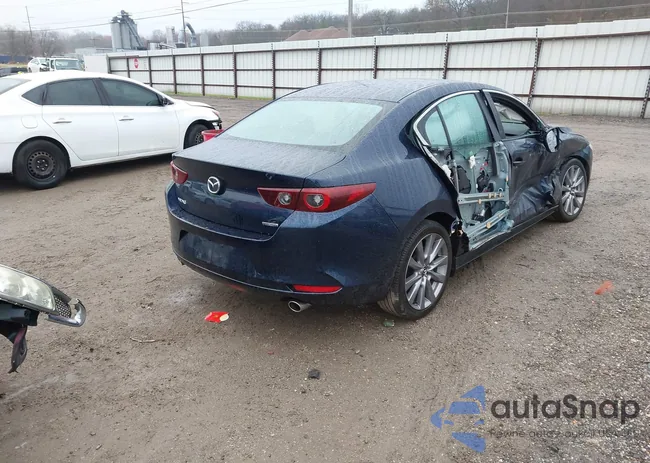 3MZBPACM6RM411225: 43761926