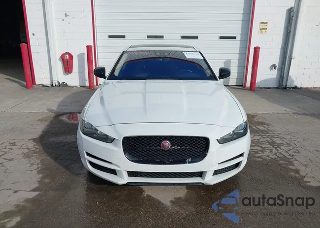 SAJAD4FX7KCP47313: 43761930