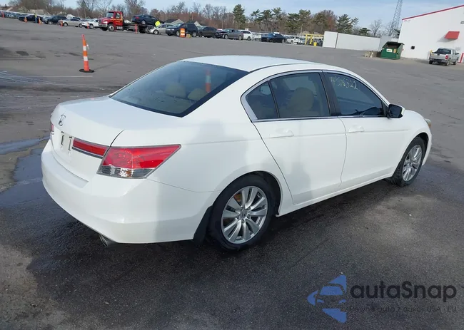 1HGCP2F79BA009058: 43763221