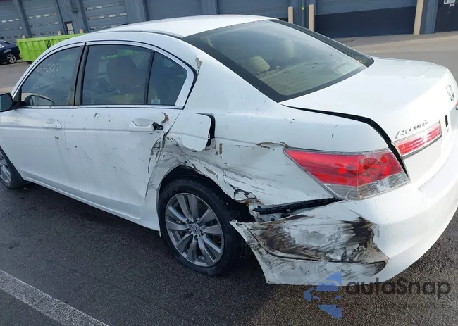 1HGCP2F79BA009058: 43763221