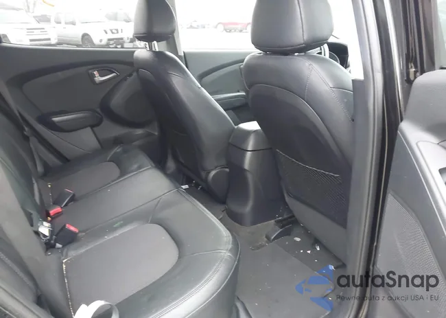 KM8JU3AC4CU386871: 43763293