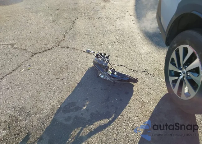 4S4BTACC0R3223044: 43763323