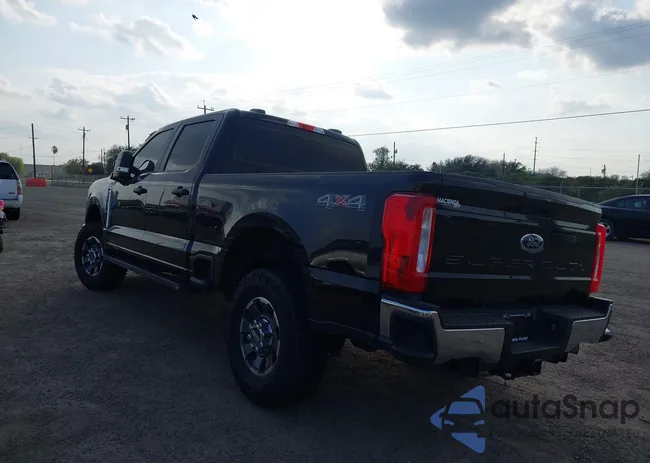 1FT7W2BA9RED46918: 43763353