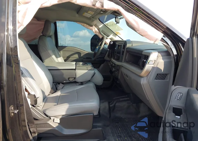 1FT7W2BA9RED46918: 43763353