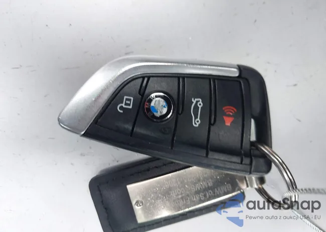 5UXTR9C57JLD74427: 43762603