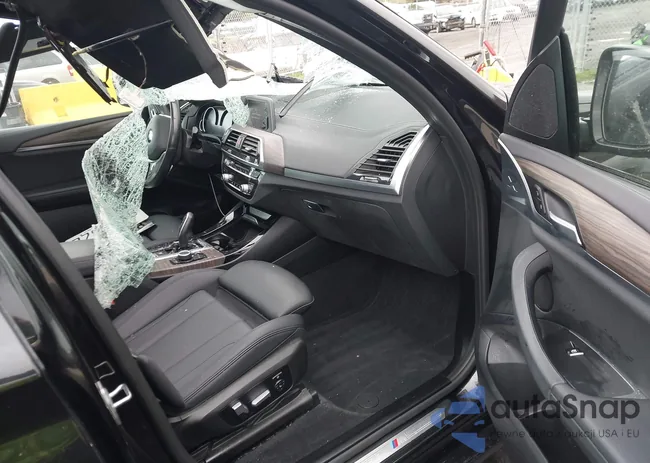 5UXTR9C57JLD74427: 43762603