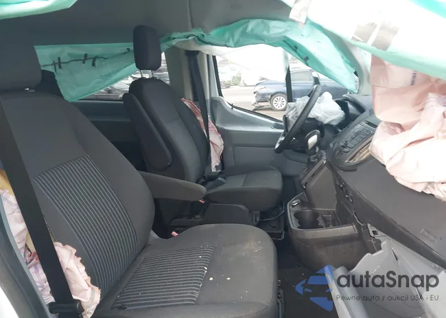 1FBZX2ZM1JKB42887: 43762687