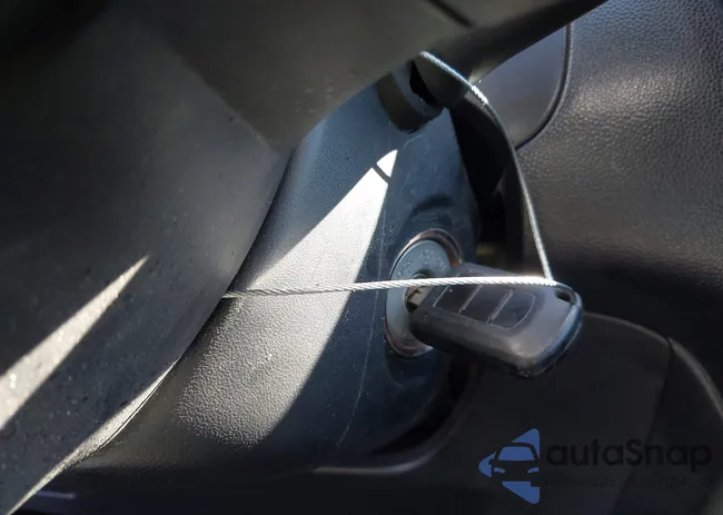 ML3AA28J3JH002972: 43762735