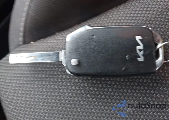 3KPF24AD9PE688854: 43762959