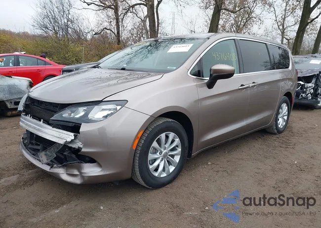 2C4RC1DG2HR585497: 43764013