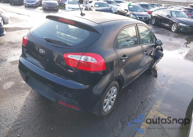 KNADM5A33E6372154: 43764025