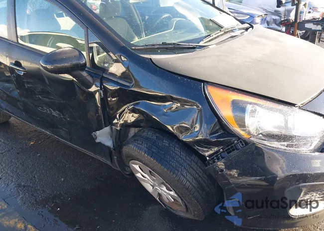 KNADM5A33E6372154: 43764025