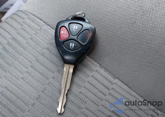 2T3BF4DV3CW211164: 43764152