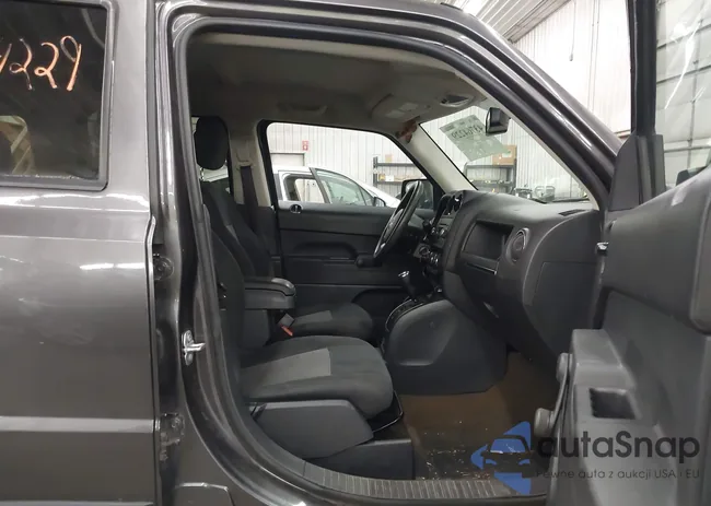 1C4NJRBB9GD658375: 43764229