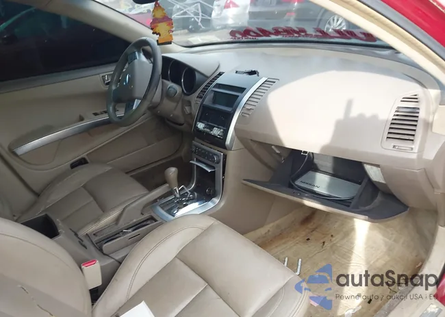 1N4BA41E57C823819: 43764401