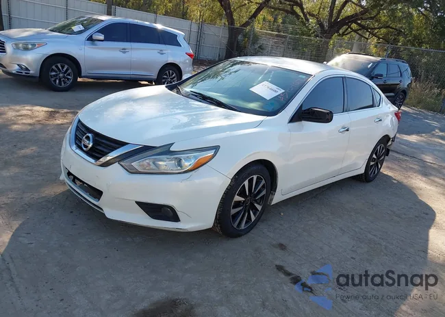 1N4AL3AP2JC116878: 43764600