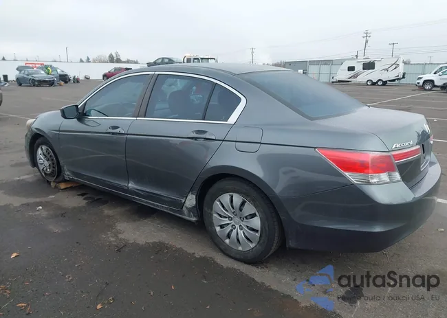 1HGCP2F31BA155497: 43763712