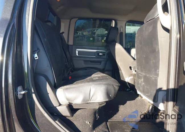 1C6RR7TT6KS577108: 43763874