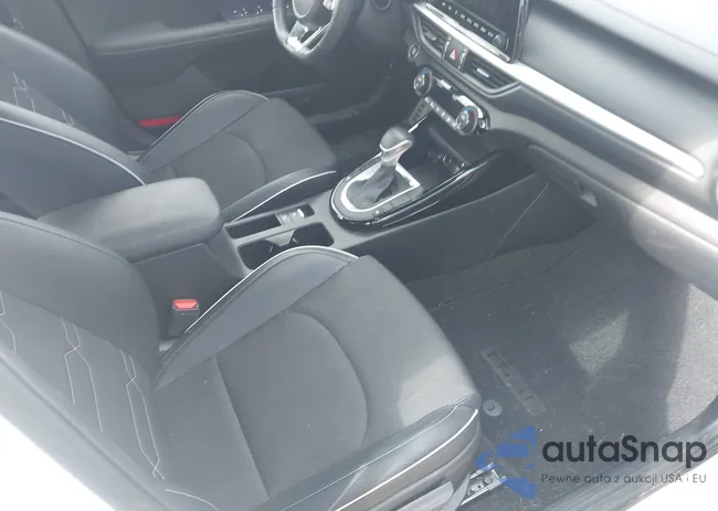 3KPF54AD1PE523551: 43763925