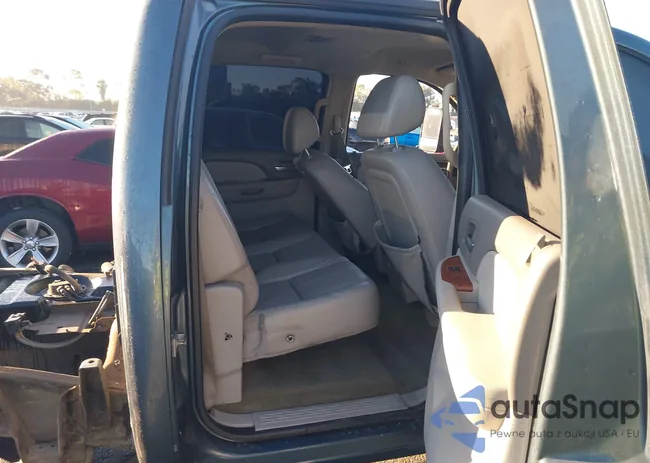 1GCHK23628F195715: 43763971