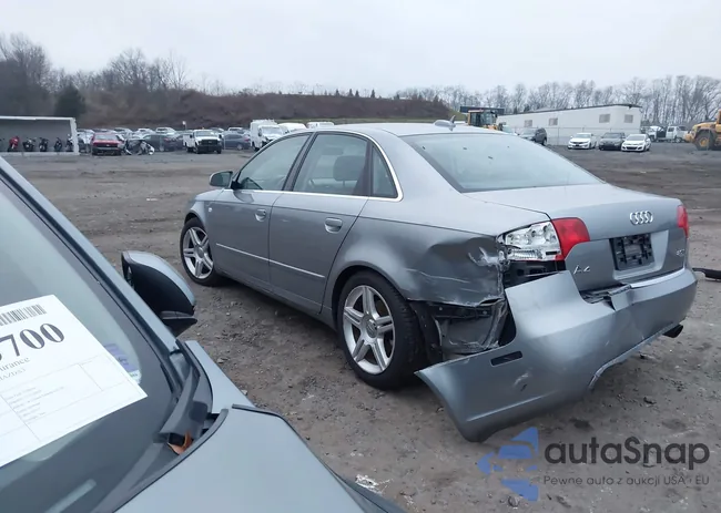 WAUDF68EX5A522572: 43765038