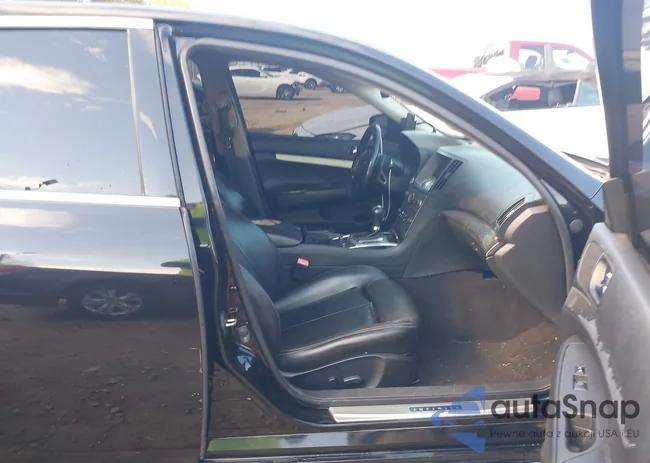 JN1CV6AR0BN356090: 43765153