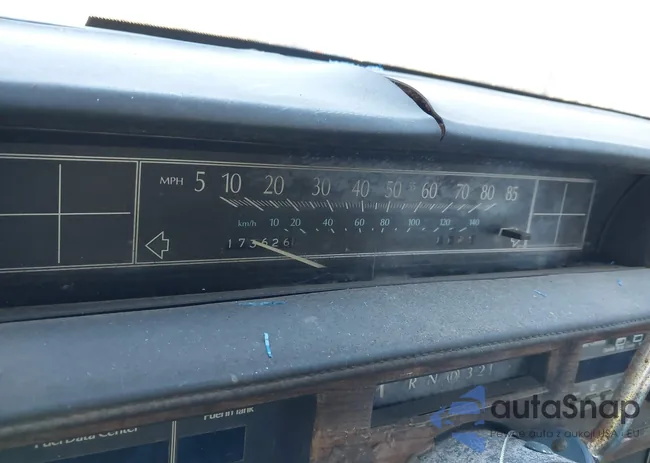 1G6CD5155J4332134: 43765272