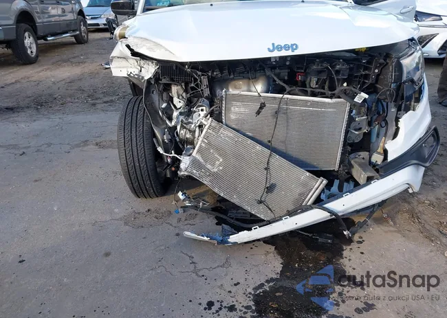 3C4NJDFB9NT175702: 43765520