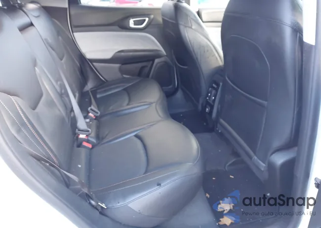 3C4NJDFB9NT175702: 43765520