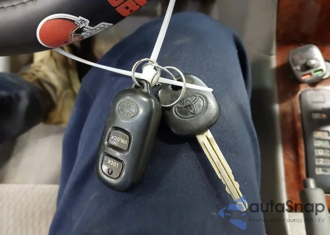 2T1BR32E28C863473: 43765550