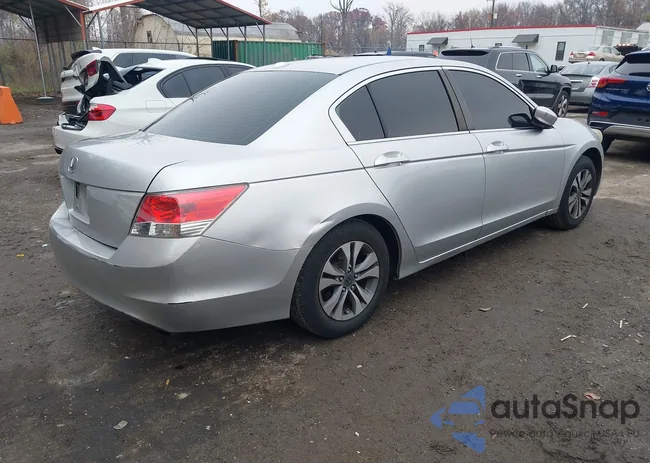 1HGCP26829A077592: 43765558