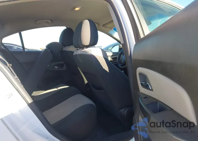 1G1PC5SH5B7302957: 43765561