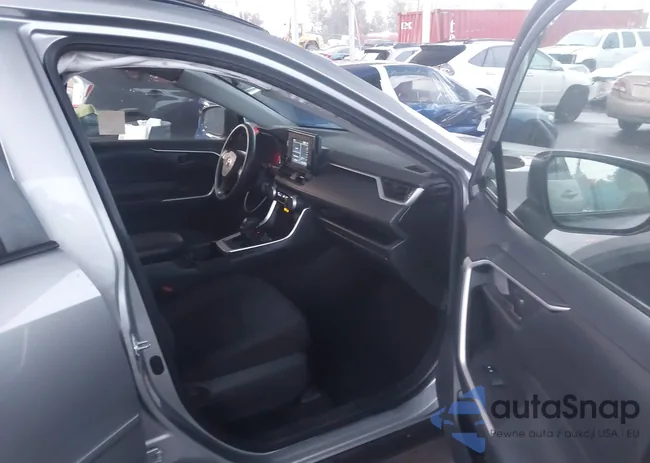 JTMH1RFV6KJ008446: 43764706