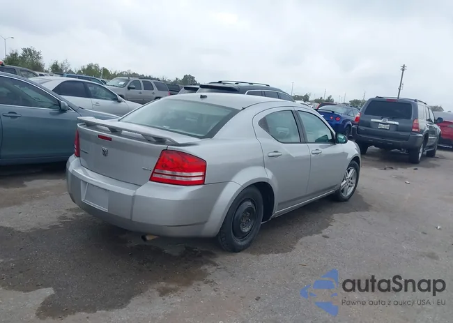 1B3LC56K68N204151: 43764744