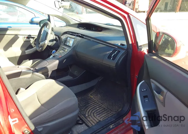 JTDKN3DU6E1771055: 43764776