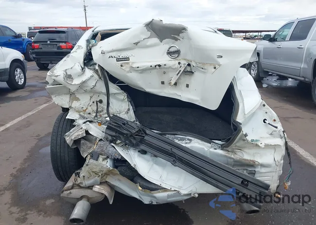 1N4AL3AP6FN897240: 43764800