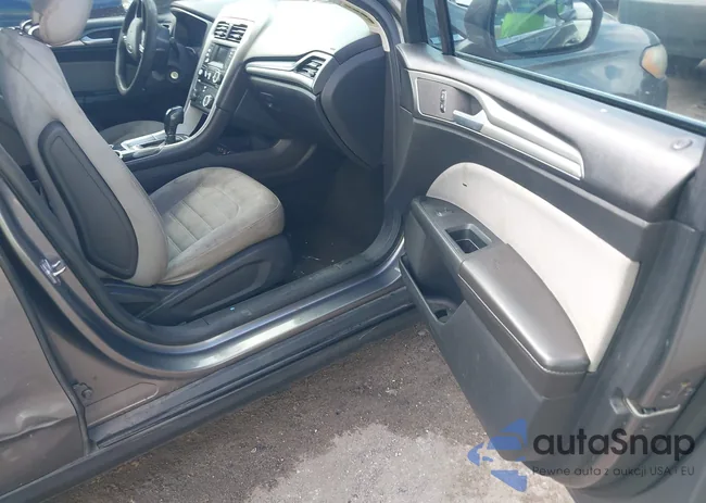 3FA6P0G74DR128570: 43764886