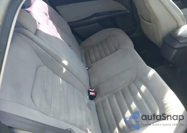 3FA6P0G74DR128570: 43764886